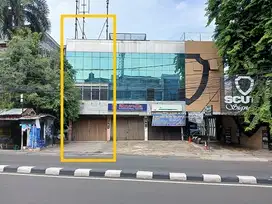 Dijual Ruko 3,5 Lantai,  Luas 212m2 di Radio Dalam, Gandaria Utara