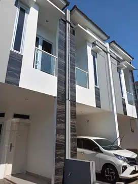 di jual rumah cantik dan modern di jalan pisangan baru jakarta ti.mur