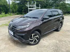 Toyota Rush 1.5 TRD Sportivo 7 Bensin-MT 2018 Ungu