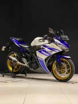 YAMAHA R25 NIK 2014