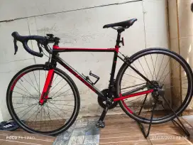 Roadbike Polygon Strattos S3