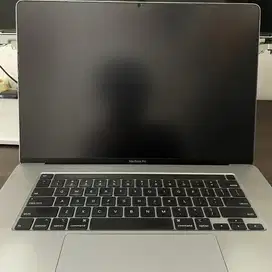 MacBook Pro 16 inch core i7 2019