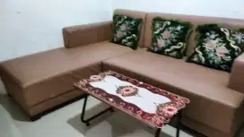 Sofa sudut minimalis + meja tamu