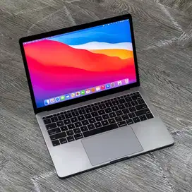 MURAH MACBOOK PRO 2017 8GB/256GB GREY CC 182