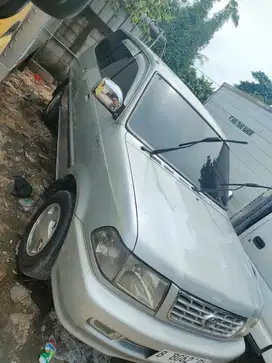 Toyota Kijang 2000 Bensin