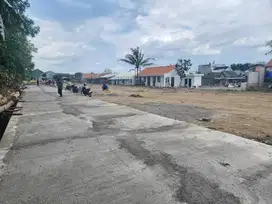 Tanah Dijual Maguwoharjo Mangku Jalan Aspal Dekat Pasar Stan