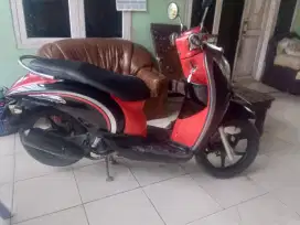 Scoopy 2012 ( karbu merah hitam)