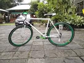 Sepeda fixie sport