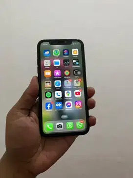 Iphone XR 64 gb inter Bisa semua kartu