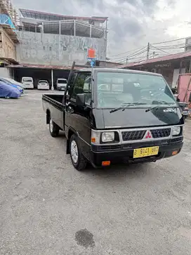 Mitsubishi L300 2016 Solar