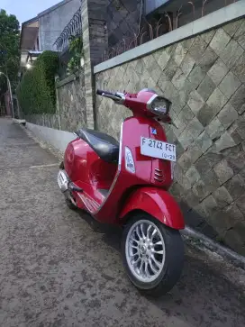 Vespa Sprint 150cc iget 2018 ABS MERAH MAROON