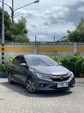 Honda city Rs / E cvt AT 2018 facelift mulus antik low km matic abu2