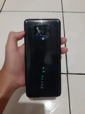 DIJUAL CEPAT POCOPHONE X3 NFC KONDISI MULUS DAN BAGUS