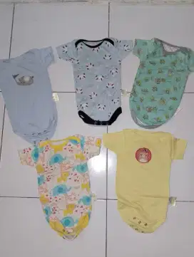 jumpsuit bayi 0-6 bulan