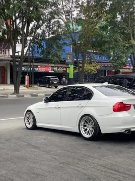 bmw e90 211 LCI