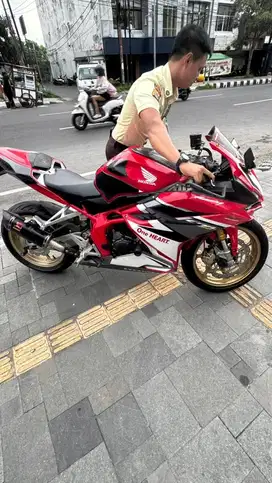 HONDA CBR 250rr SP QS