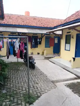 Kost putri pak herman