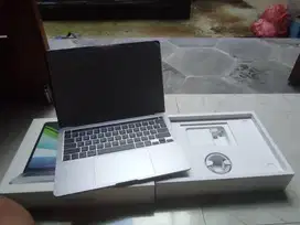 MacBook Pro 2022 M2 Chip 13 Inch 256GB RAM 8GB