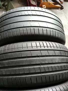 Pirelli pzero runflat 285 45 R21