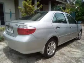 toyota vios G 2004 ( matic ) good condition