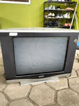 TV sanyo tabung 20 inch