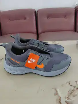 Sepatu Nike Air 270