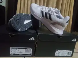 Sepatu Adidas Original 100% Baru