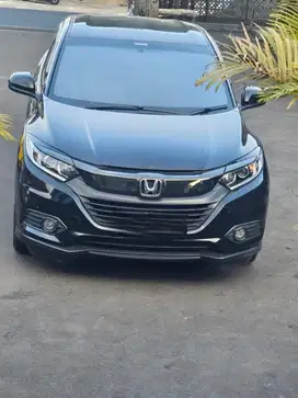 Hrv Type e cvt 2020 hitam