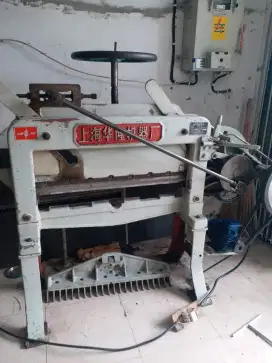 Mesin Potong DQ 201 Timbul 28 juta
