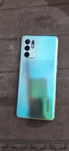 HP Oppo Reno 6 (bekas)