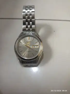 Seiko 5 automatic