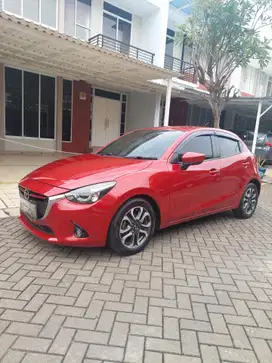 Mazda 2 R 2015 skyactiv AT tgn 1