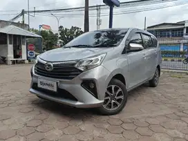 TDP 15JT Daihatsu Sigra 1.2 R Deluxe Bensin-MT 2022 Silver