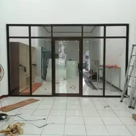 Pintu kaca ruko dan sekat kaca