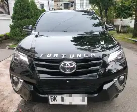 [Odo 90rb‼️Toyota Fortuner VRZ Hitam 2017