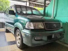 Kijang Krista 1.8 MT