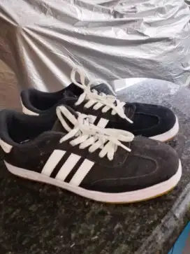 Sepatu Adidas samba