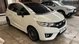 Honda JAZZ RS GK5 AT 2015