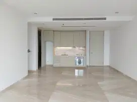 Dijual rugi apartemen izzara 3+1BR (167m²)