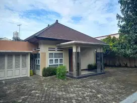 RUMAH SIAP HUNI DI JALAN KAWI SEMARANG DEKAT SIMPANG LIMA