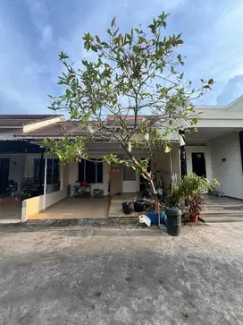 dijual rumah lucky hill-sei panas