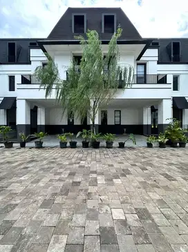 Pondok Indah Brand New Townhouse One Gate Sistem