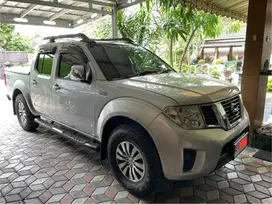 NISSAN NAVARA FRONTIER 2.5 A/T solar matic 2014