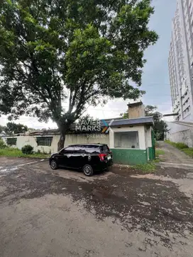 Dijual Rumah Hitung Tanah Tepat di Belakang Mall Malang City Point