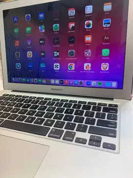 MacBook Air 2017 8/256 13 inch kondisi normal no minus