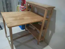 Meja makan kayu minimalis