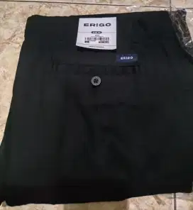 Celana chino panjang ERIGO warna HITAM ukuran 40, BARU