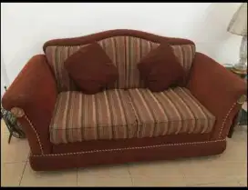 Sofa ruang tamu