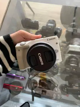 CANON EOS M3 + KIT PUTIH NO VIGNET