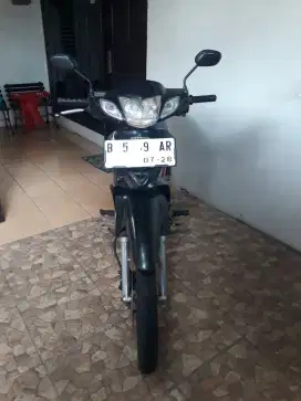 Di Jual Motor Karisma 125D 2003